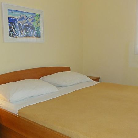 Villa Dvorine Tisno Rom bilde